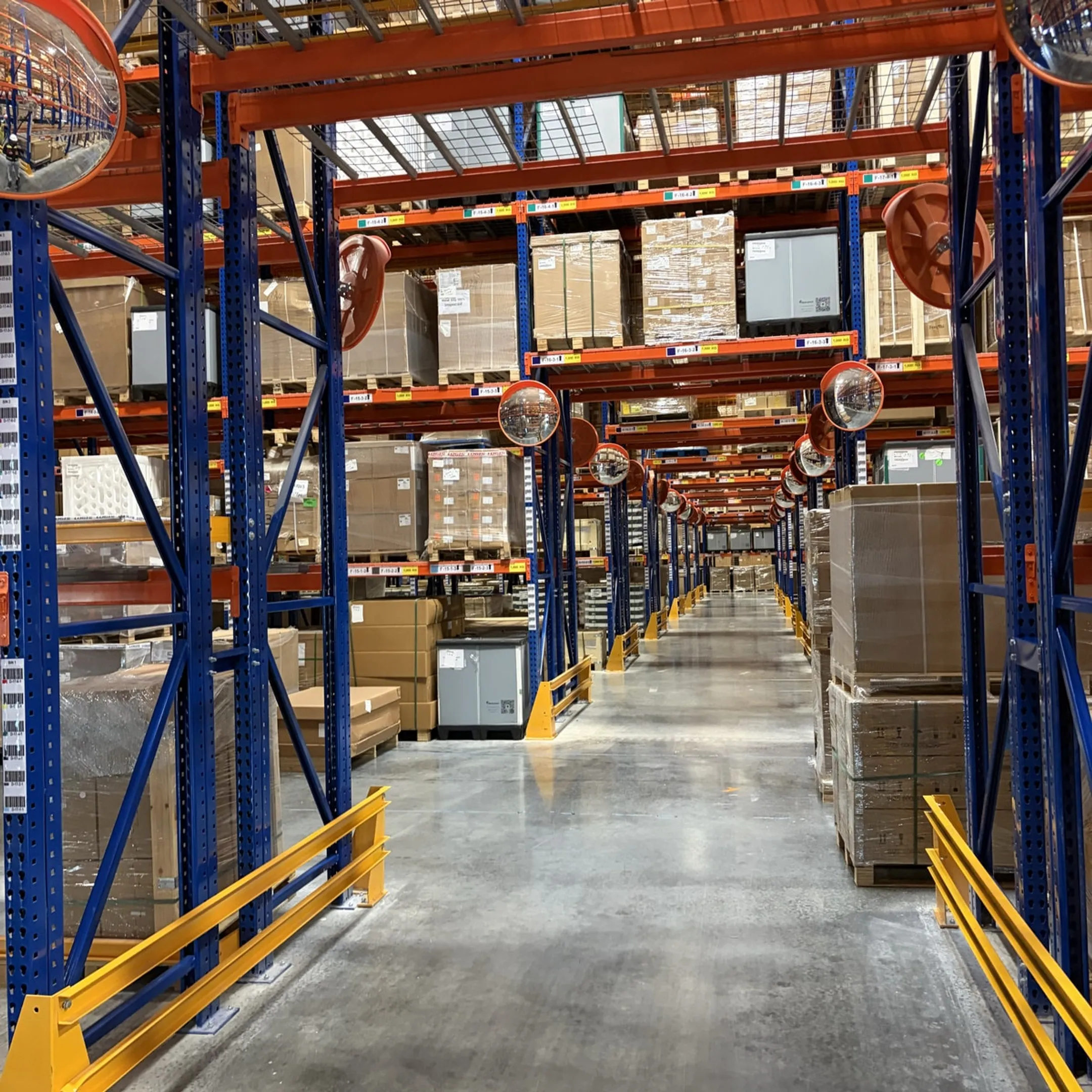 Pallet Racking in Oshkosh: New & Used Systems Available