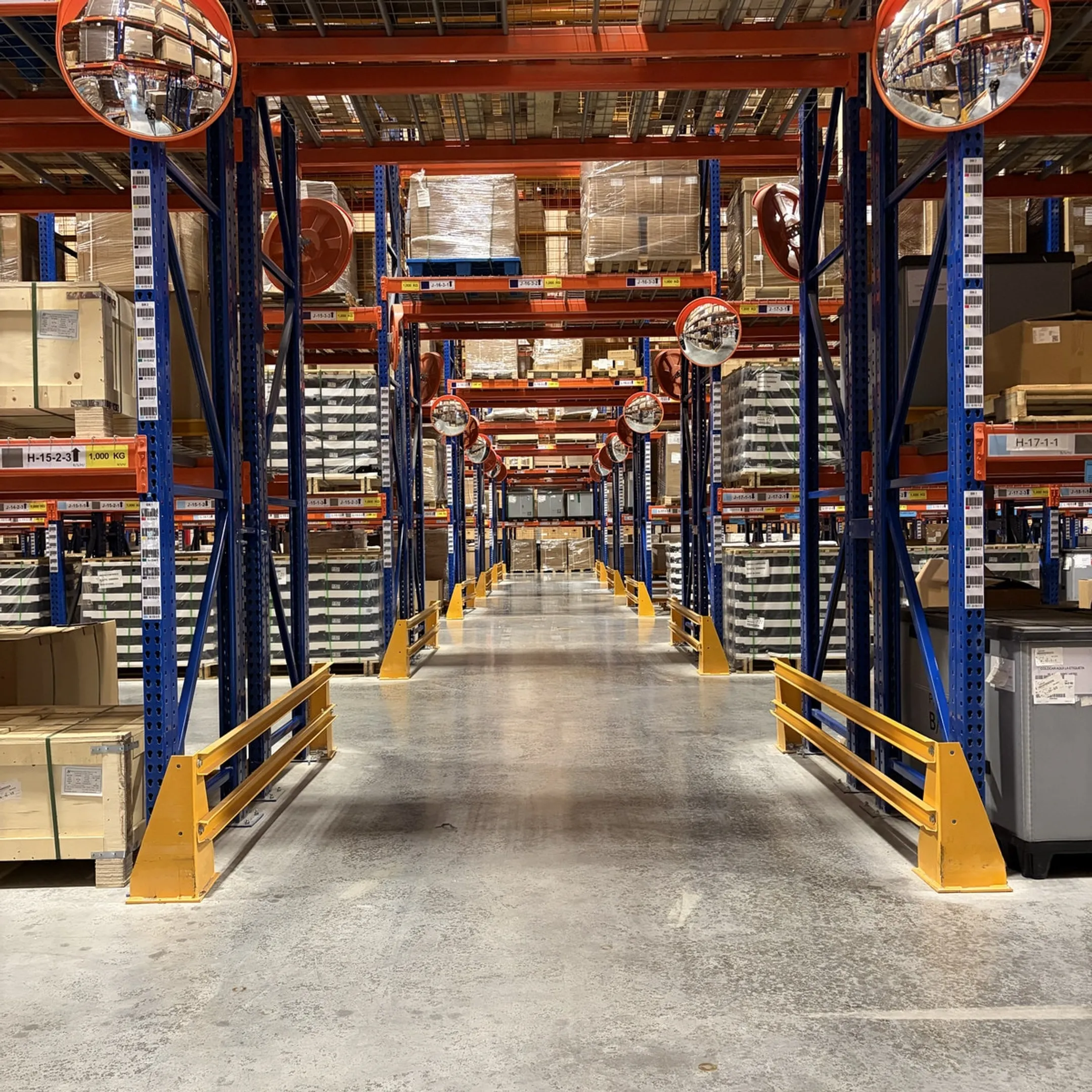 Pallet Racking Company in the US: Warehouse Solutions