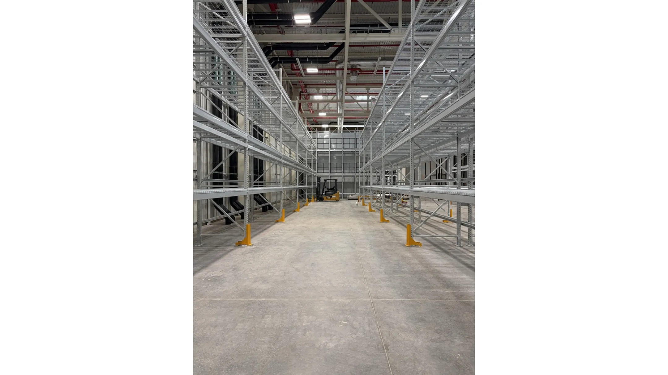 Structural pallet racking system in industrial warehouse setting
