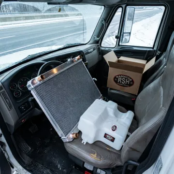 Commercial Trucking & Freight