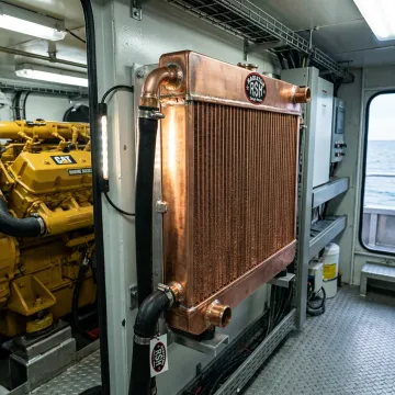 Marine & Commercial Vessels