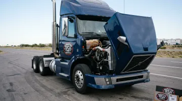 Commercial Trucking & Freight