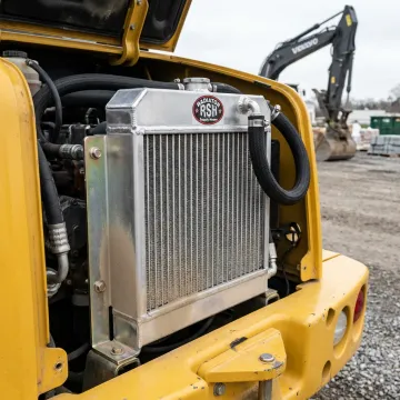 Construction & Earthmoving Equipment