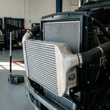 Heavy-Duty Trucking & Commercial Vehicles