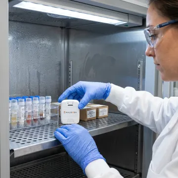 Laboratory & Healthcare Facilities