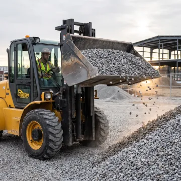 Forklift bucket handling aggregate