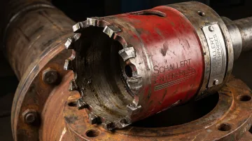 Schallert carbide-tipped hot tap cutter for pipeline stopple installations