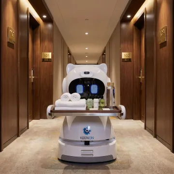 Delivery Robots for San Francisco Hotels - Seamless Room Service