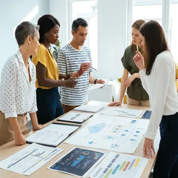 Consultants mapping a technology strategy roadmap