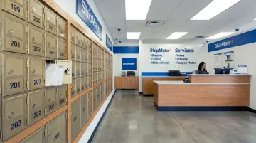 ShipMate Plus Vista location interior showing mailbox lobby and service counter