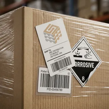 Custom industrial labels on packaging materials