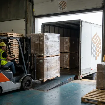Logistics & Freight Shipping