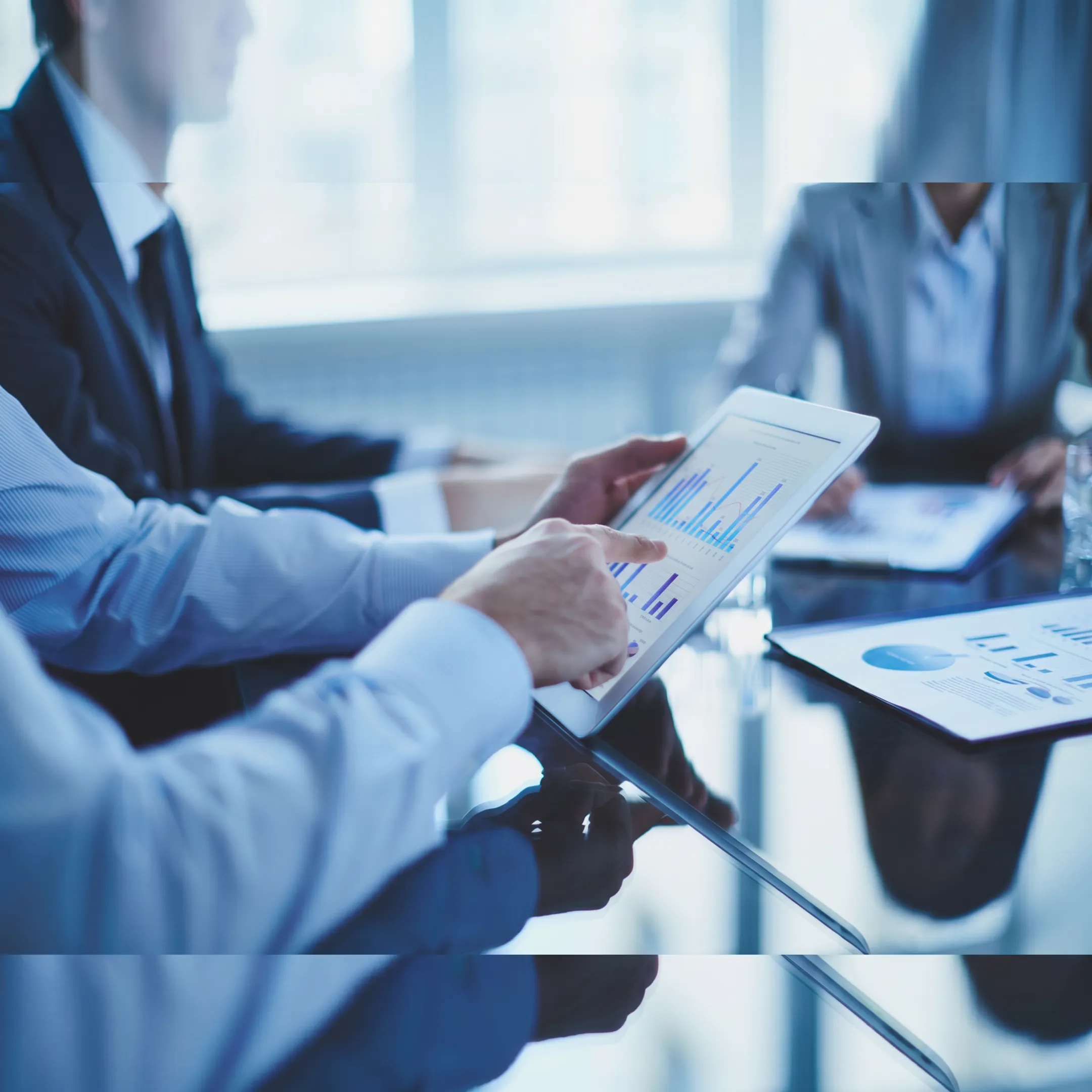 Fractional COO reviewing operational strategy with a growing business leadership team