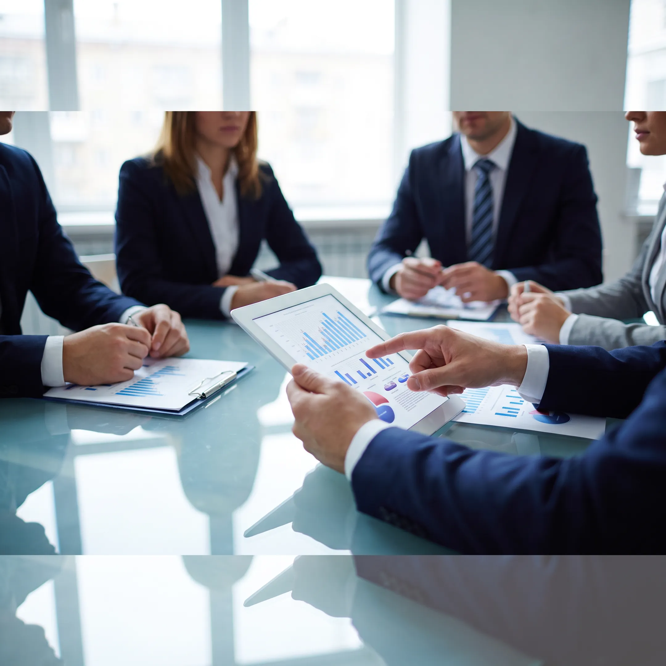 IT staffing team reviewing a structured technology delivery process