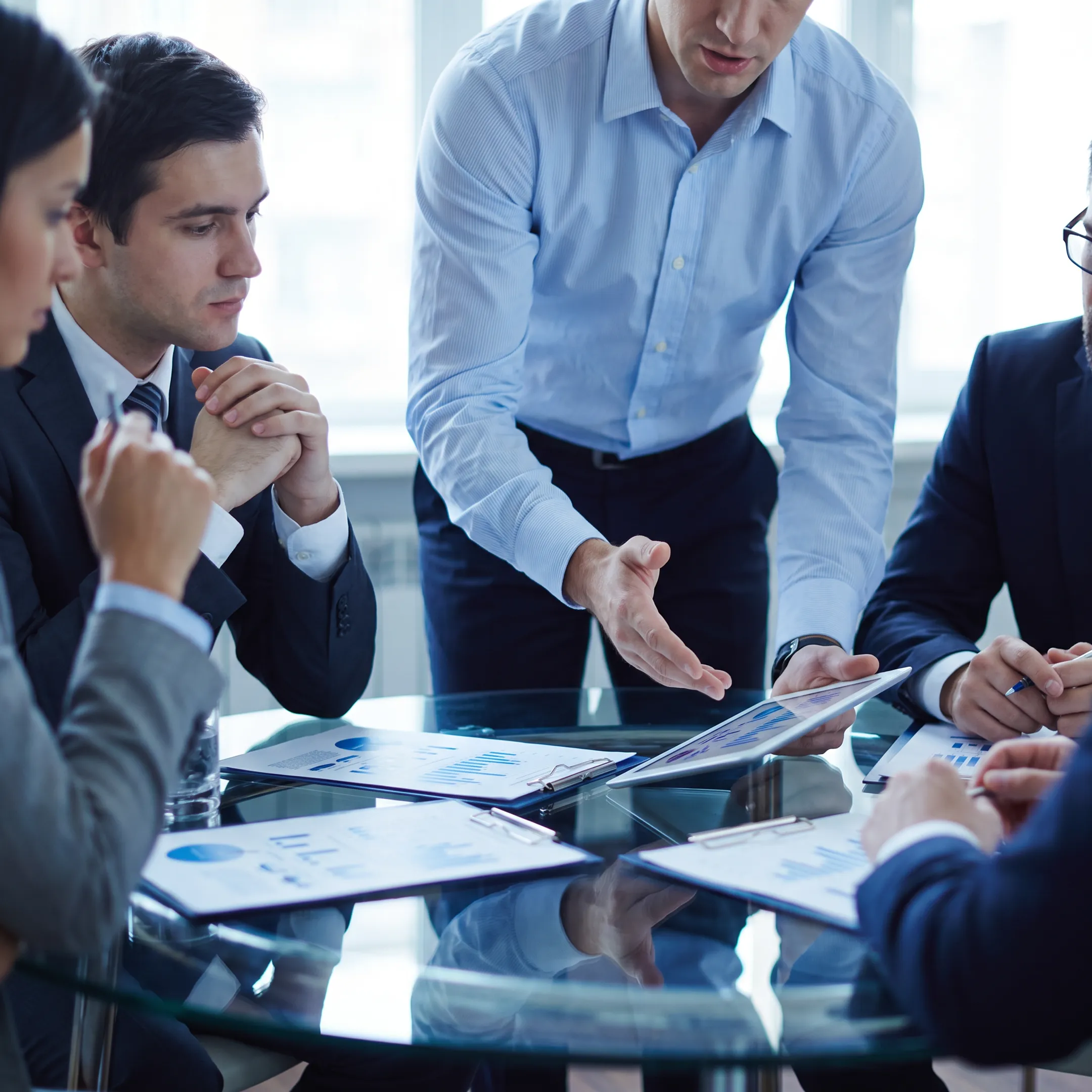 Fractional CFO presenting financial strategy to a growing business team