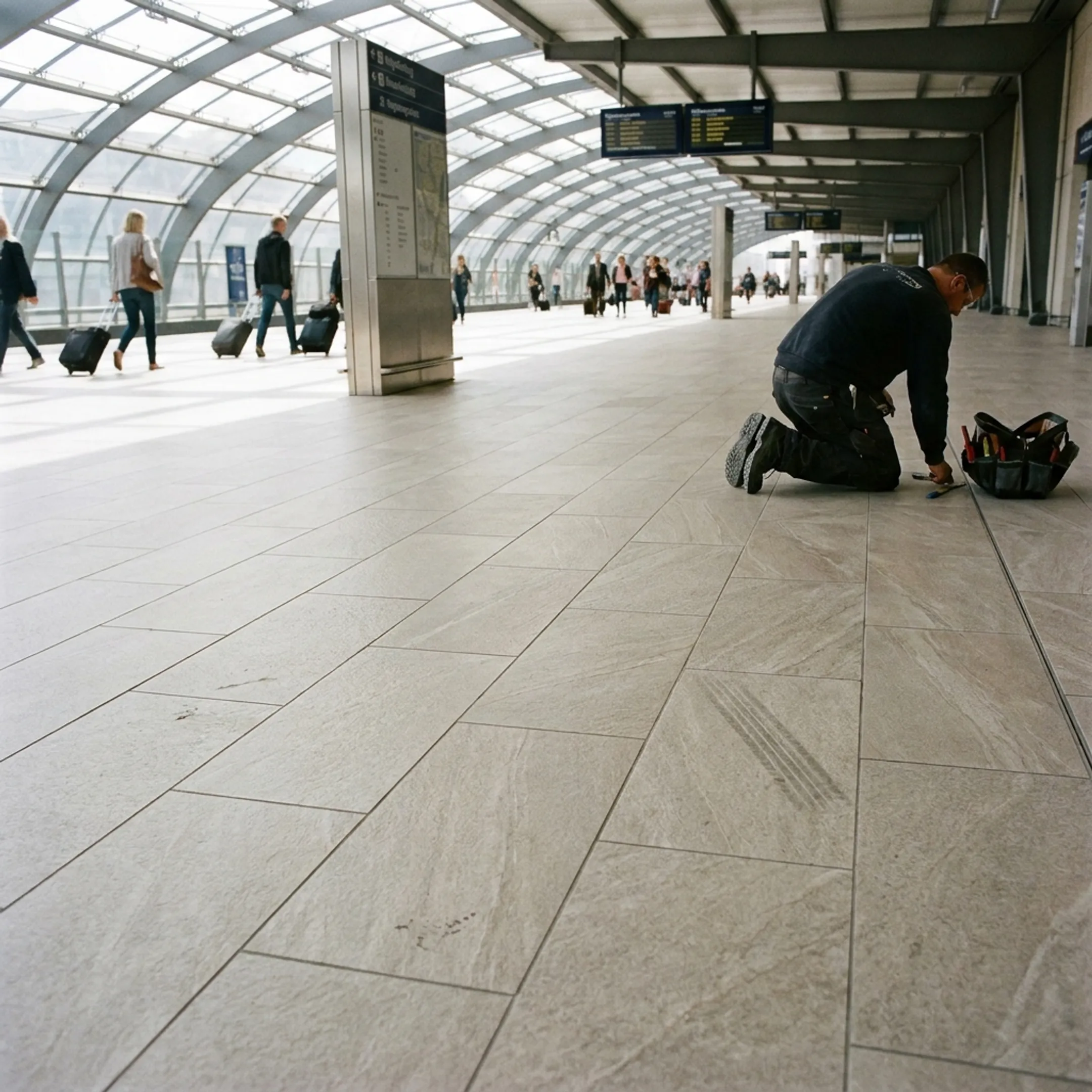 Transportation facility porcelain floor tiles