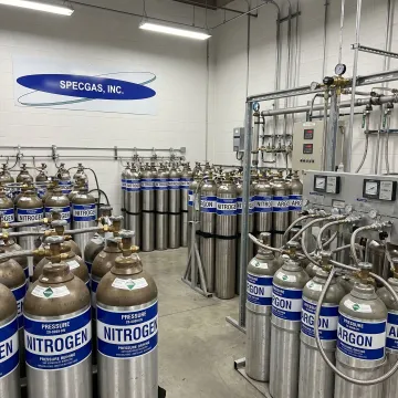 N2 and Ar gas mixture cylinders in a specialty gas facility