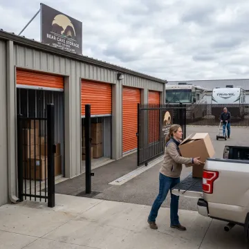 Drive-up self storage units in Stewartville