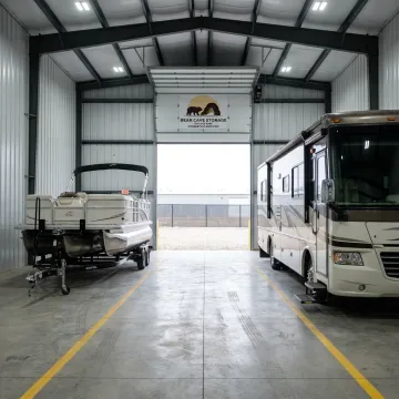 Vehicle & Watercraft Storage