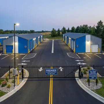 Modern self storage facility with secure units in Oronoco area