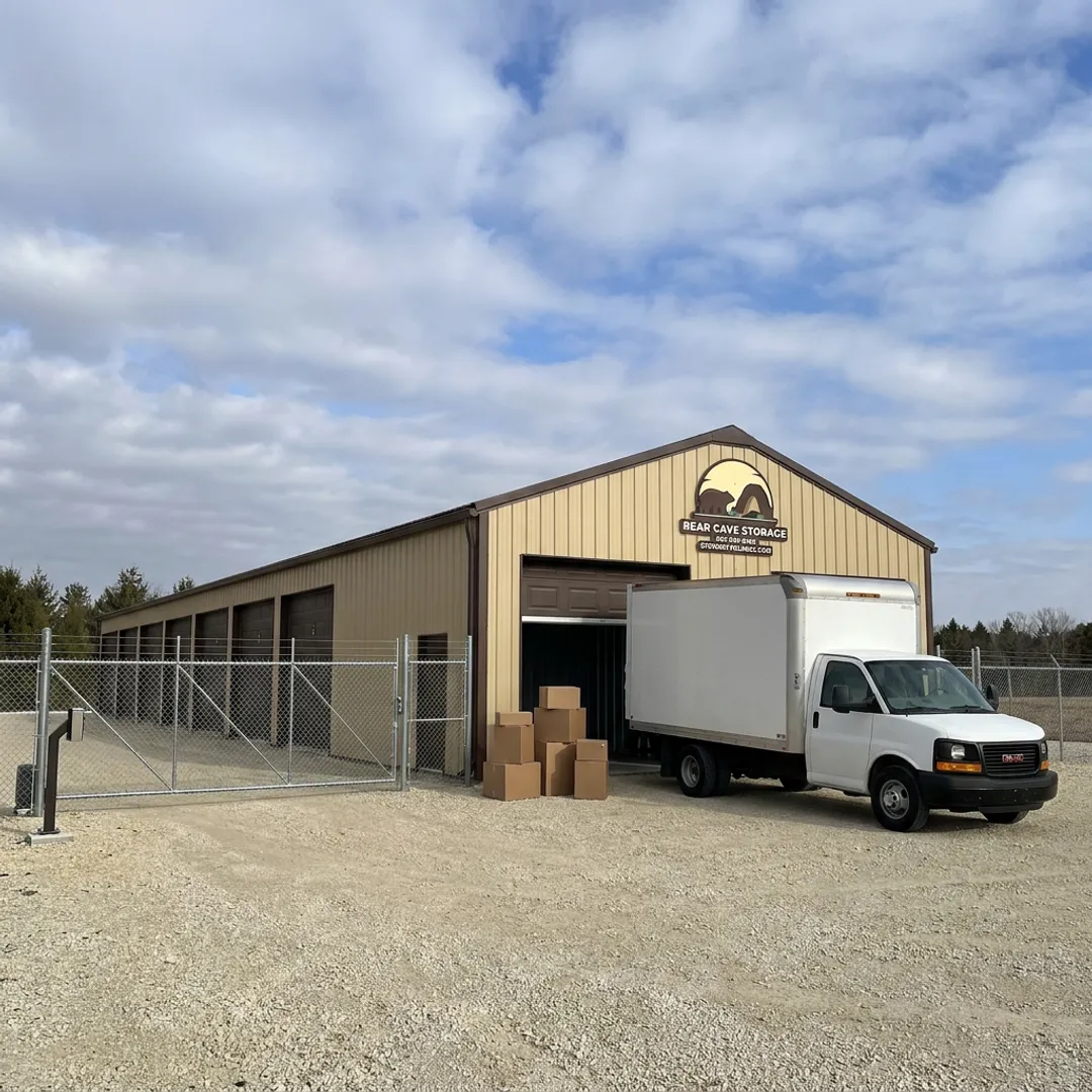 Moving Truck Rental & Self Storage Units