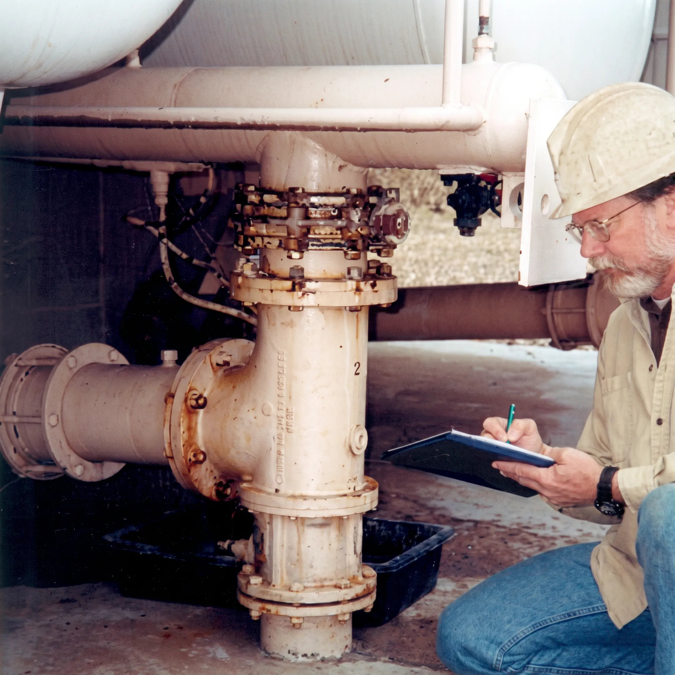 SF6 Breaker Porcelain-to-Flange Leak Repair