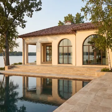 Custom Luxury Lake Home Builders — California