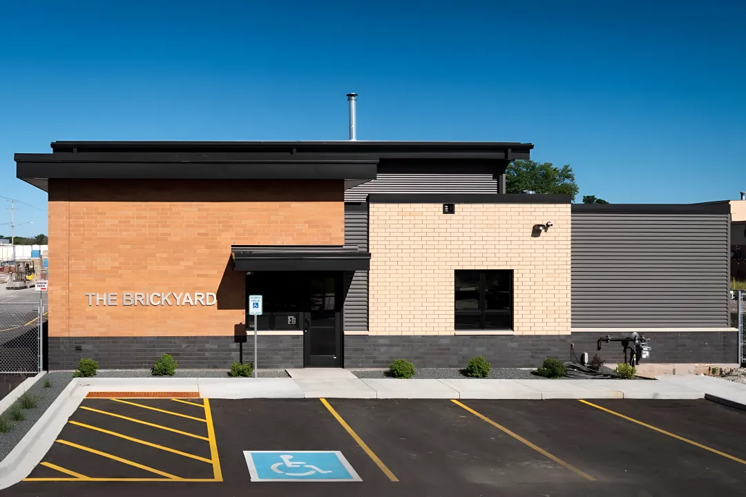 Commercial Building & Facades