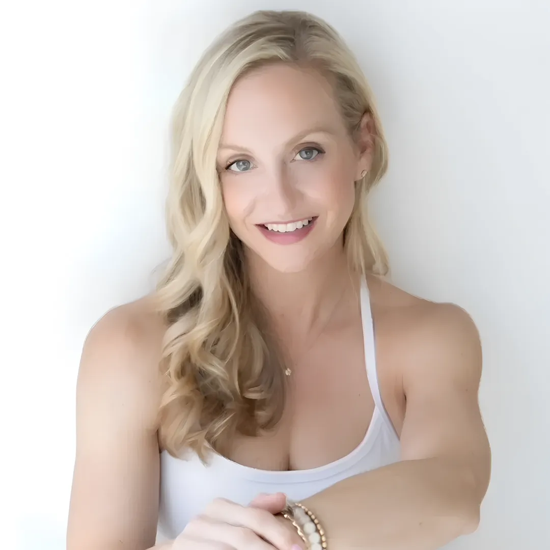 Portrait of Nicole Kim, Yoga, Sound Healing, & Thai Bodywork Practitioner