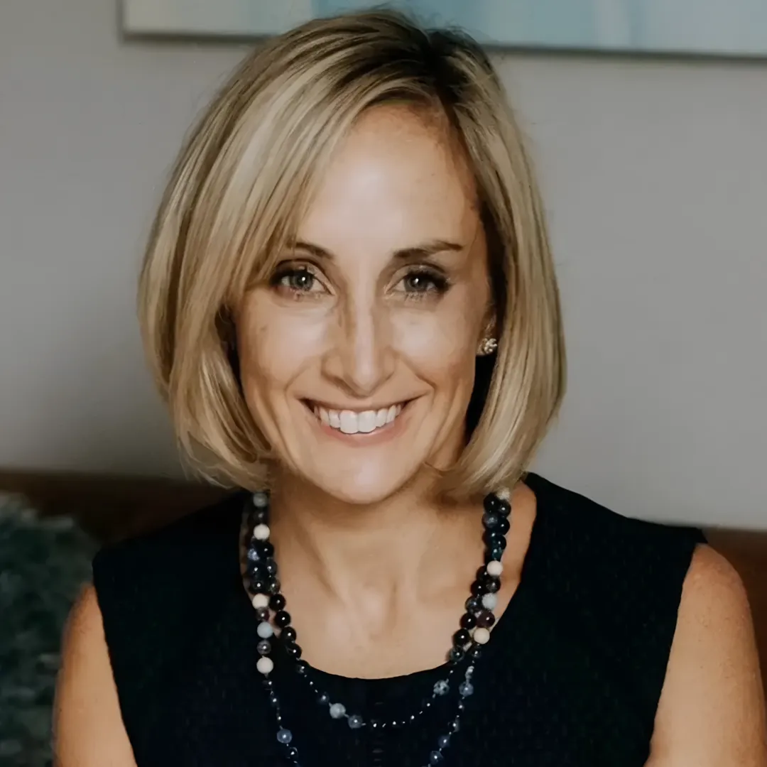 Portrait of Jennifer Baumgold, LCSW, Psychotherapist