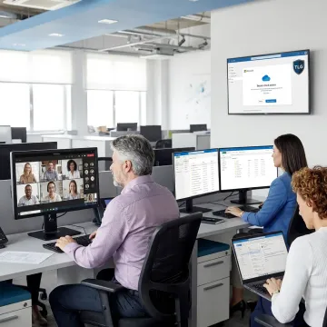 Business team using Microsoft 365 collaboration tools