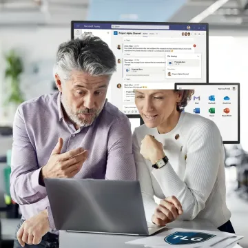 Business team using SharePoint and Microsoft 365 tools