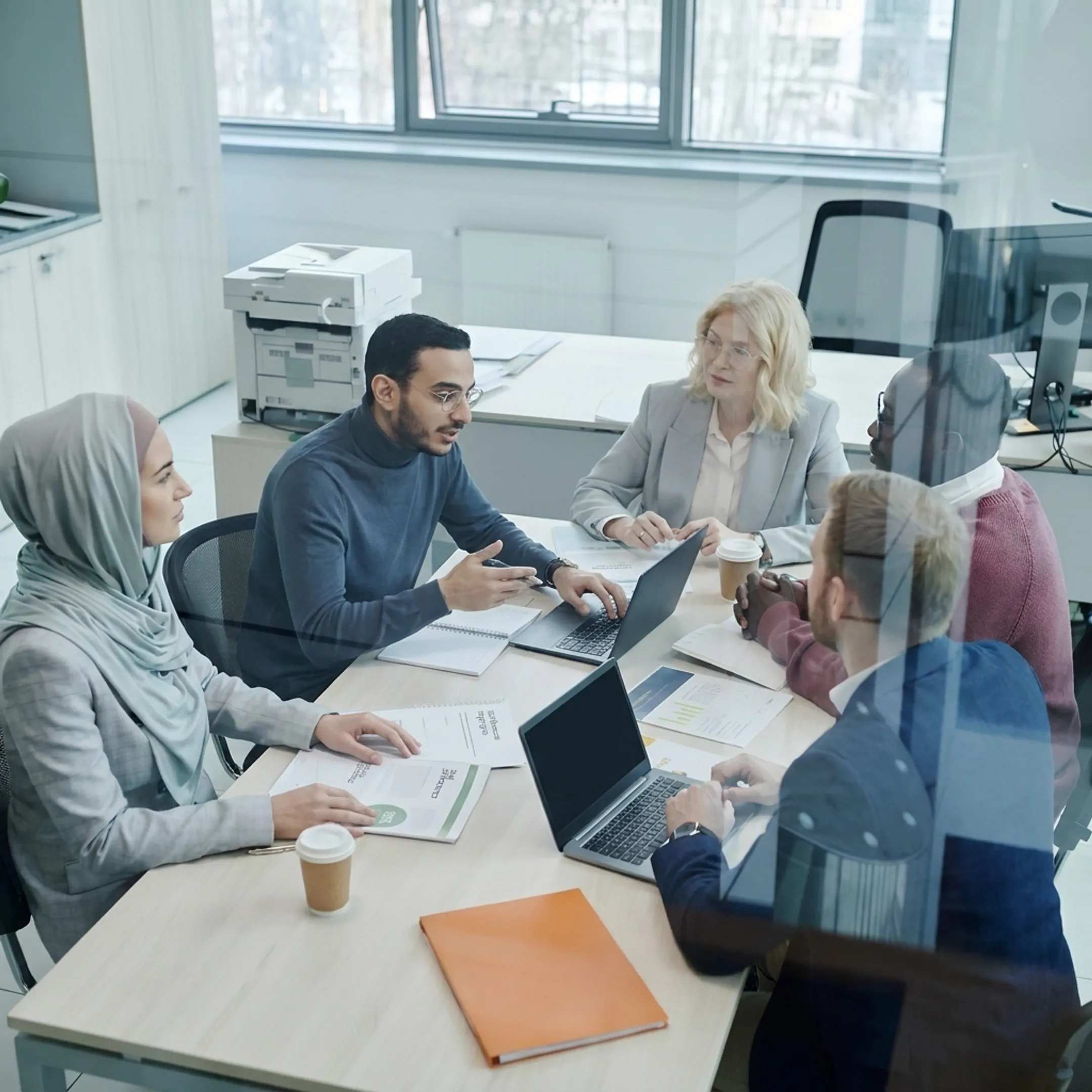 Consultant explaining network connectivity strategy to organizational leaders