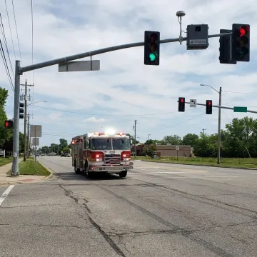 Emergency vehicle preemption at traffic signal