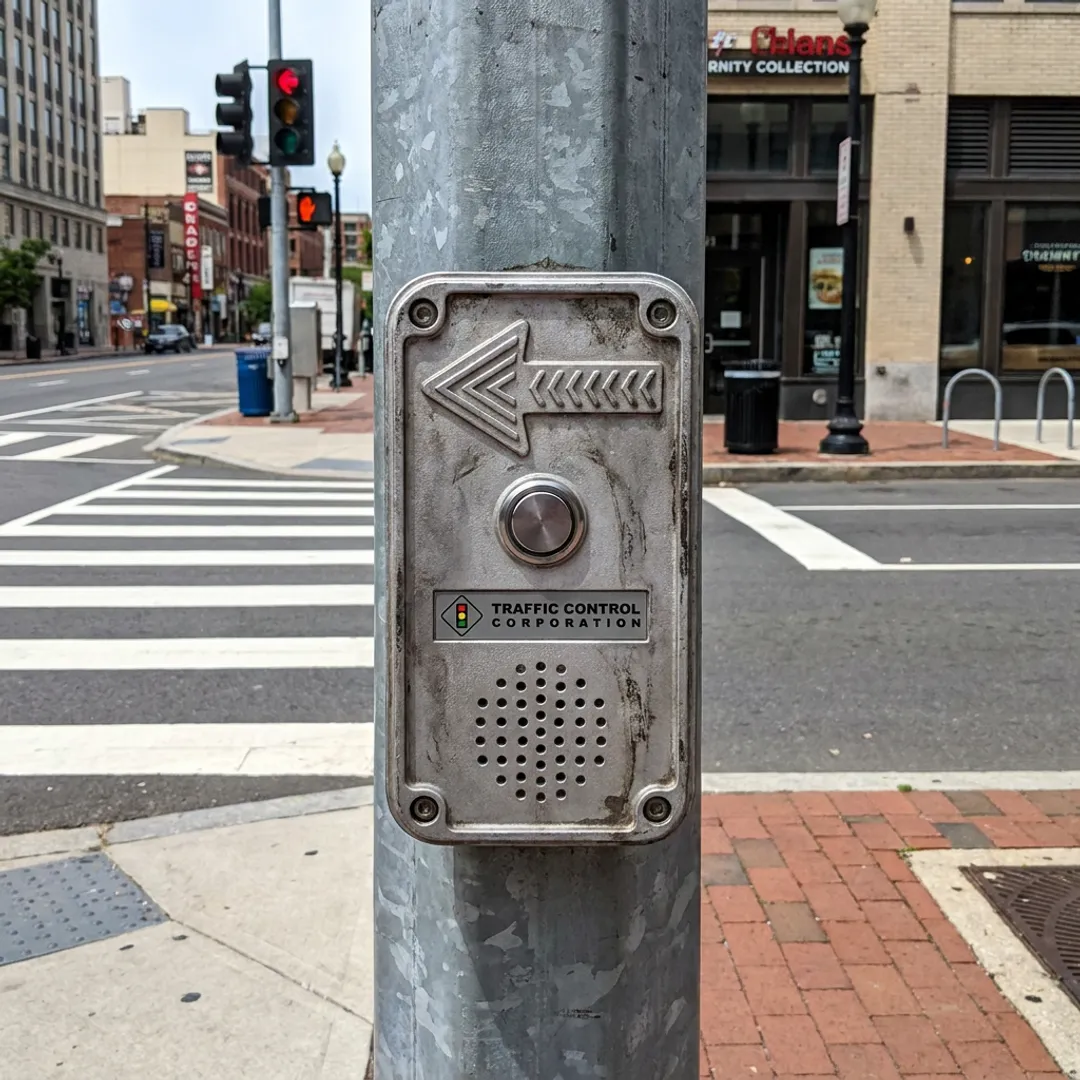Independent Accessible Pedestrian Signal (APS)