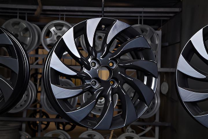 Cover image for How Much Does Powder Coating Rims Cost in [2026]?