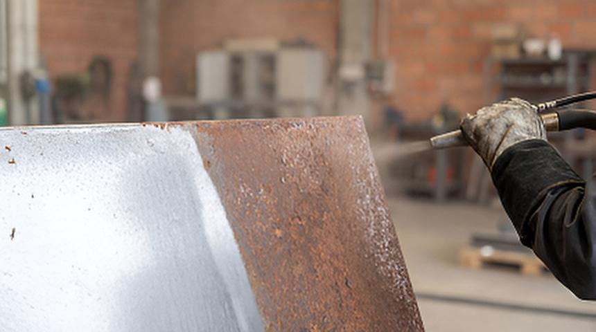 Blasting Methods: Conquering Deep Corrosion with Expert Techniques