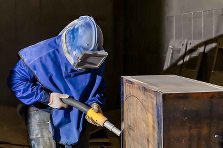 Sandblasting Wood: Professional Restoration and Refinishing Methods