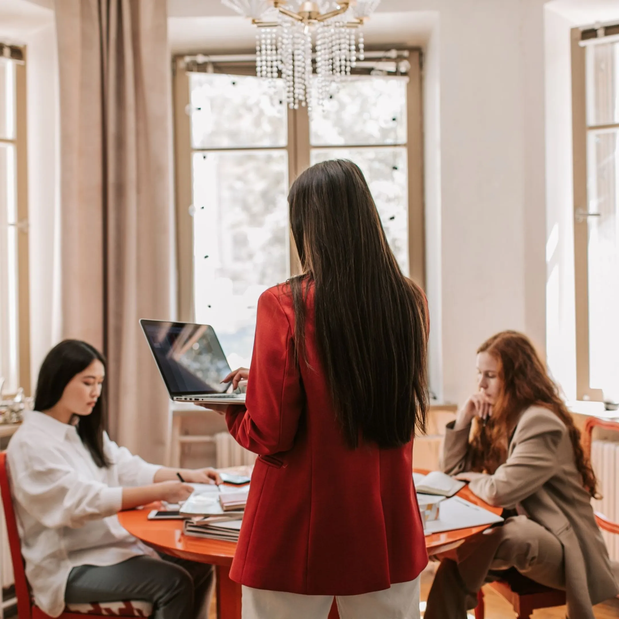 Corporate executive speaking with confidence at an executive leadership program seminar