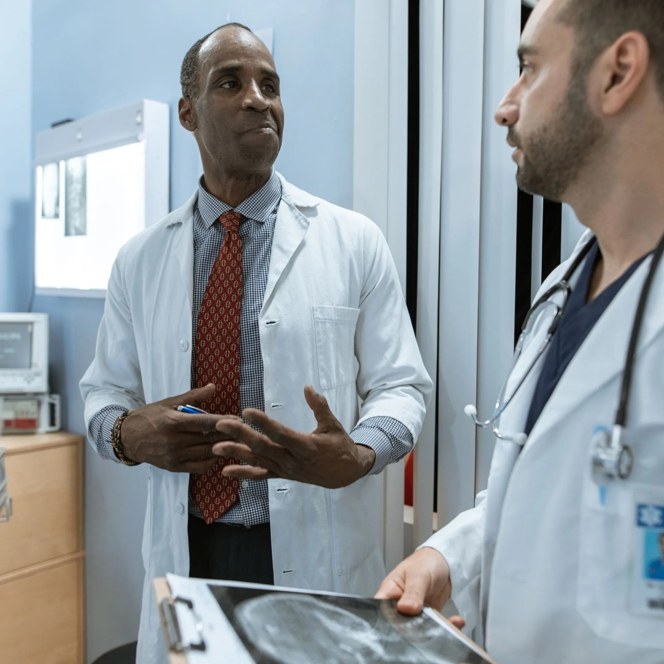 Healthcare professionals in a collaborative training discussion