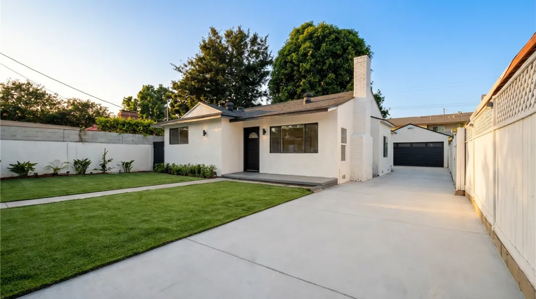 California single-family home with detached garage showing residential lot layout and property lines