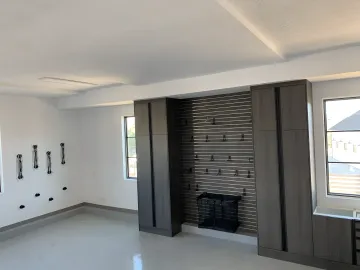Garage & Utility Storage