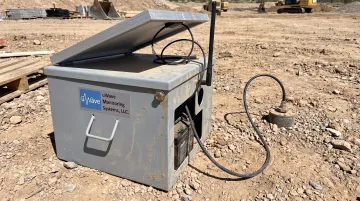 Solar-powered seismograph monitoring station with cellular data transmission enclosure