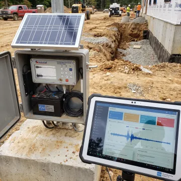 Remote monitoring dashboard with field vibration equipment