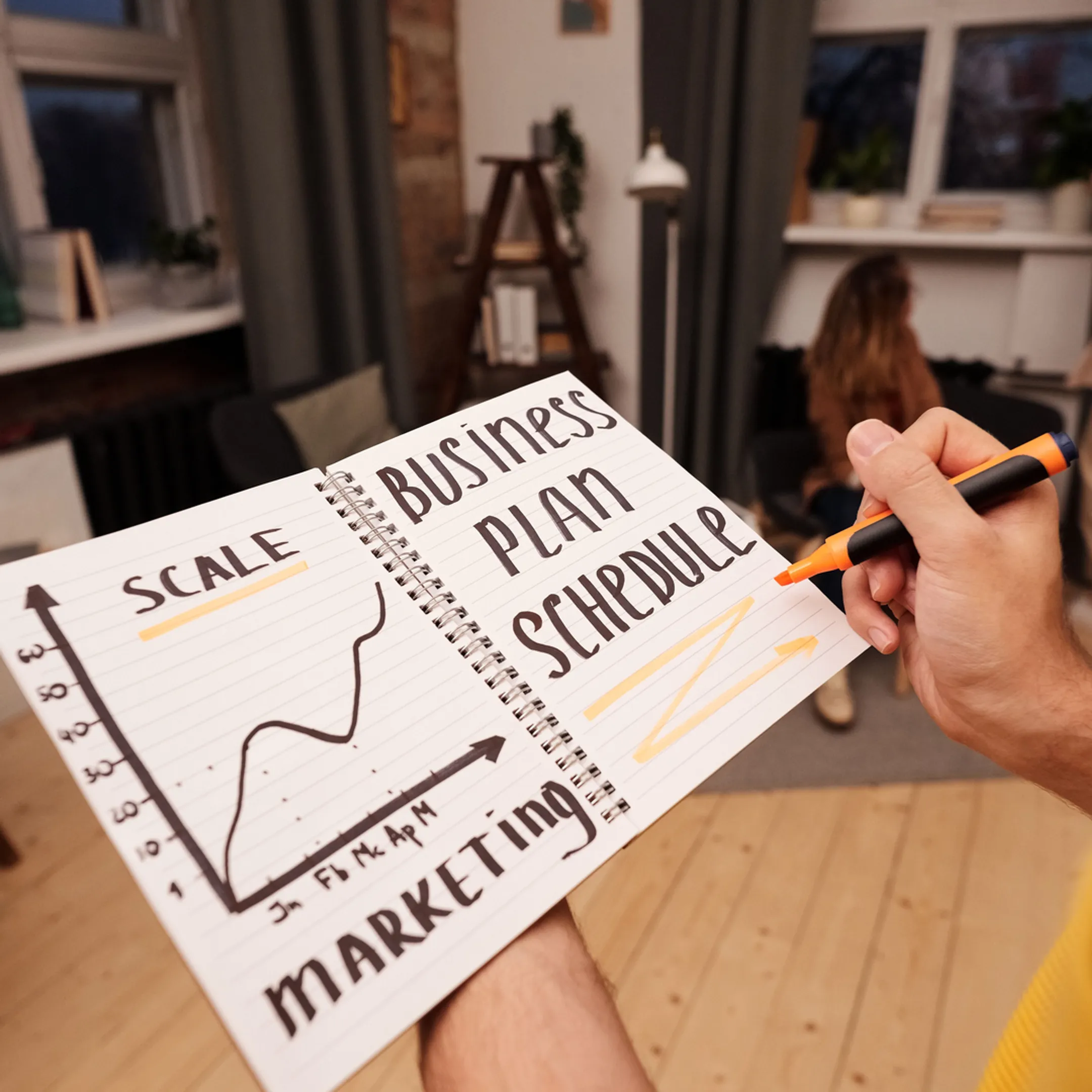 Senior marketing operator collaborating with a founder on go-to-market priorities