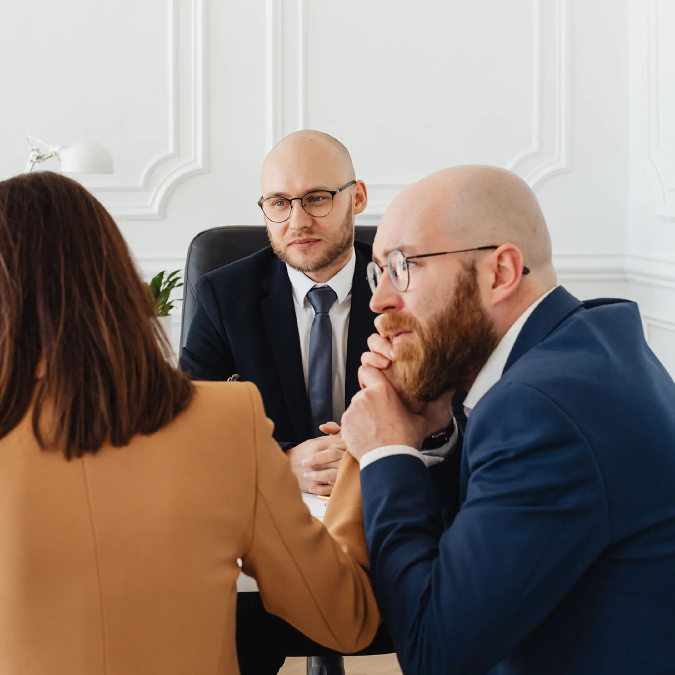 Marketing operator presenting a growth plan