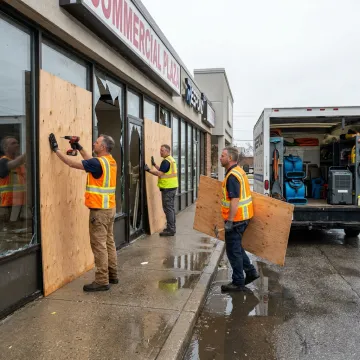 Commercial Storm Damage Restoration in Lakeside