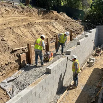 Engineered retaining wall on an Encino hillside property