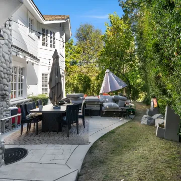 Custom Decks & Patios — Premium Outdoor Living