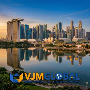 Modern Singapore skyline with Marina Bay financial district